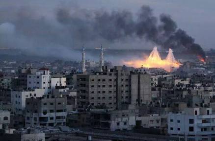من الهجوم الجوي الاسرائيلي على غزة