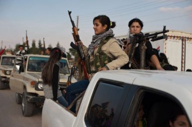 مقاتلات كرديات شمال سوريا